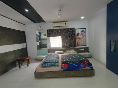Bedroom Image of 4050 Sq.ft 6 BHK Independent House for sale in Ambli Ahmedabad for Rs. 70000000