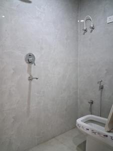 Bedroom One Image of 980 Sq.ft 2 BHK Apartment / Flat for sale in GCM Gomati Apartment, Sector 49 Noida for Rs. 3900000