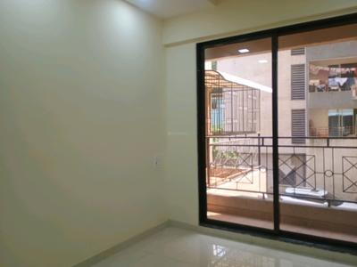 Living Room Image of 777 Sq.ft 1.5 BHK Apartment / Flat for rent in Runwal Gardens, Dombivli East Thane for Rs. 15000