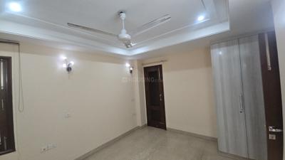 Bedroom Image of 1800 Sq.ft 3 BHK Builder Floor for rent in Safdarjung Enclave New Delhi for Rs. 160000