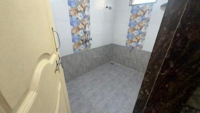 Bathroom Image of 900 Sq.ft 1 BHK Independent House for rent in Pimple Gurav Pune for Rs. 18000
