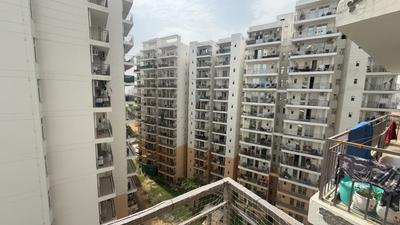 Balcony Image of 780 Sq.ft 3 BHK Apartment / Flat for sale in ROF Amaltas, Sector 92 Gurgaon for Rs. 7200000