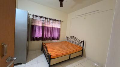Bedroom Image of 650 Sq.ft 1 BHK Apartment / Flat for rent in Kumar Paradise, Magarpatta City Pune for Rs. 28000