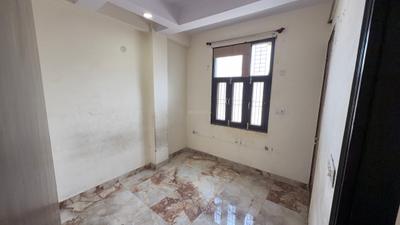Bedroom Image of 900 Sq.ft 3 BHK Builder Floor for rent in Mayur Vihar Phase 1 New Delhi for Rs. 25000