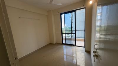 Bedroom Image of 650 Sq.ft 2 BHK Apartment / Flat for rent in Habitat Prime, Sector 99A Gurgaon for Rs. 13000