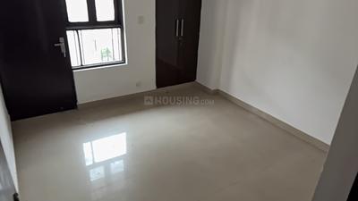 Bedroom Image of 900 Sq.ft 2 BHK Apartment / Flat for sale in Mahagun Puram Phase 1, Mahagunpuram Ghaziabad for Rs. 5750000