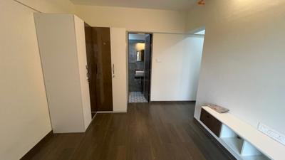 Bedroom Image of 750 Sq.ft 2 BHK Apartment / Flat for rent in Veena Synergy, Andheri East Mumbai for Rs. 90000