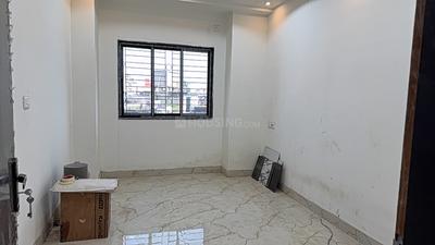 Bedroom Image of 1200 Sq.ft 3 BHK Builder Floor for rent in Picnic Garden Kolkata for Rs. 25000