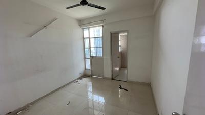 Bedroom Image of 720 Sq.ft 2 BHK Apartment / Flat for sale in Signature Global Solera 2, Sector 107 Gurgaon for Rs. 5500000