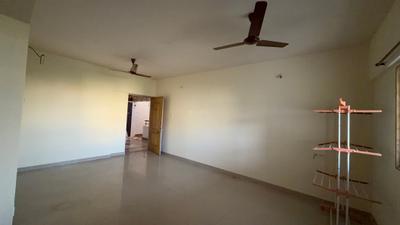 Living Room Image of 1560 Sq.ft 3 BHK Apartment / Flat for rent in Magarpatta Cosmos Apartment, Magarpatta City Pune for Rs. 34000