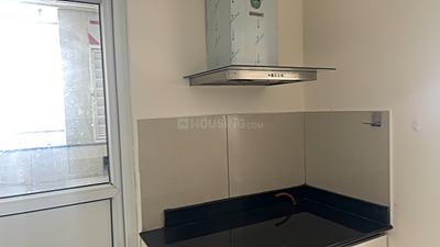 Kitchen Image of 1250 Sq.ft 2 BHK Apartment / Flat for rent in Shapoorji Pallonji Parkwest, Jagajeevanram Nagar Bengaluru for Rs. 50000