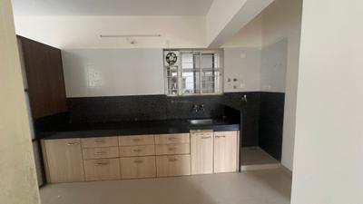 Kitchen Image of 900 Sq.ft 2 BHK Apartment / Flat for sale in Kothrud Pune for Rs. 10600000