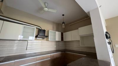 Kitchen Image of 1827 Sq.ft 3 BHK Apartment / Flat for rent in ABA Cleo County, Sector 121 Noida for Rs. 70000
