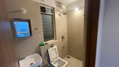 Bathroom Image of 500 Sq.ft 1 BHK Apartment / Flat for rent in Poddar Spraha Diamond, Chembur Mumbai for Rs. 52000
