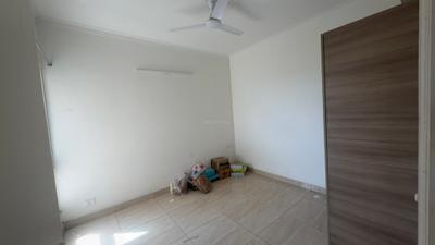 Bedroom Image of 1075 Sq.ft 2 BHK Apartment / Flat for rent in Gaur City 7th Avenue, Noida Extension Greater Noida for Rs. 25100