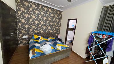 Bedroom Image of 1000 Sq.ft 2 BHK Builder Floor for sale in Patel Nagar New Delhi for Rs. 11000000