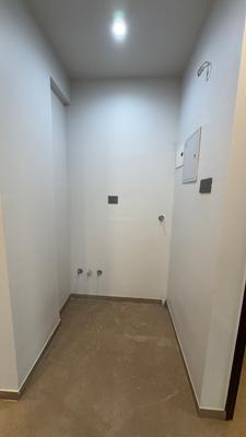 Image of 1050 Sq.ft 3 BHK Apartment / Flat for sale in Bandra West, Mumbai for Rs. 68000000