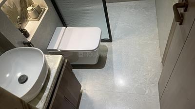 Image of 2450 Sq.ft 4 BHK Apartment / Flat for sale in Gurukrupa Alaknanda, Juhu, Mumbai for Rs. 165500000