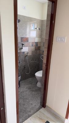 Image of 851 Sq.ft 2 BHK Apartment / Flat for rent in Iyyappanthangal, Chennai for Rs. 25000