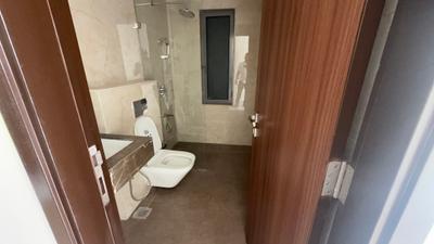 Image of 1260 Sq.ft 3 BHK Apartment / Flat for rent in Piramal Mahalaxmi South Tower, Worli, Mumbai for Rs. 250051