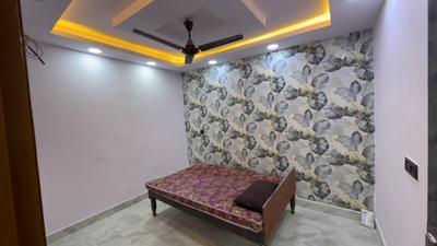 Bedroom Image of 950 Sq.ft 3 BHK Builder Floor for sale in Govindpuri New Delhi for Rs. 5000000