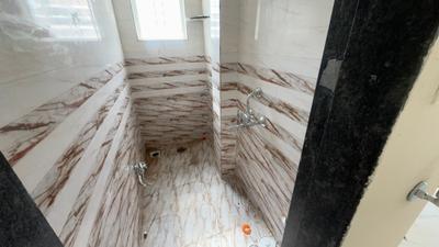 Bathroom Image of 700 Sq.ft 1 BHK Apartment / Flat for rent in Wadgaon Sheri Pune for Rs. 22000