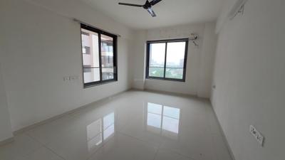 Bedroom Image of 2350 Sq.ft 3 BHK Apartment / Flat for sale in Hari Aalay, Sargasan Gandhinagar for Rs. 12000000