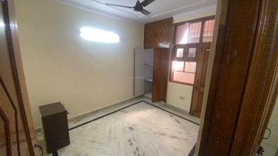 Bedroom Image of 720 Sq.ft 2 BHK Independent House for rent in Mukherjee Nagar New Delhi for Rs. 26000