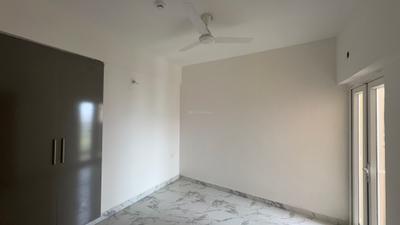 Bedroom Image of 990 Sq.ft 2 BHK Apartment / Flat for rent in Ruchira Sapphire Smart Homes, Mahurali Ghaziabad for Rs. 18000