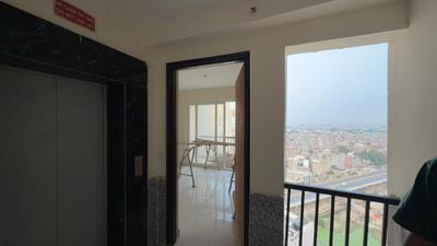 Lift Image of 1050 Sq.ft 2 BHK Apartment / Flat for sale in Amrapali Heartbeat City, Sector 107 Noida for Rs. 12547500