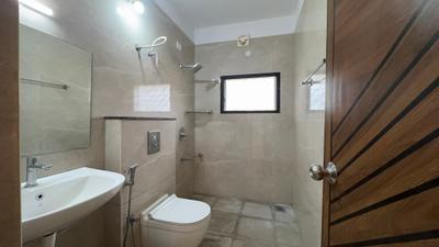Image of 1600 Sq.ft 2 BHK Apartment / Flat for rent in Cox Town, Bengaluru for Rs. 70000