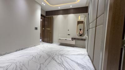 Bedroom Image of 1800 Sq.ft 3 BHK Builder Floor for sale in Vikaspuri New Delhi for Rs. 42500000