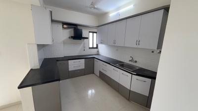 Kitchen Image of 3500 Sq.ft 4.5 BHK Apartment / Flat for rent in Sakar Elite Apex, Mahalakshmi Nagar Indore for Rs. 60000