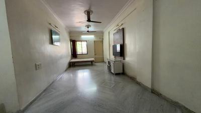 Living Room Image of 1400 Sq.ft 2 BHK Apartment / Flat for rent in Subhanpura Vadodara for Rs. 18000