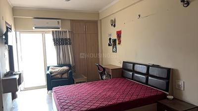 Bedroom Image of 455 Sq.ft 1 RK Studio for rent in Supertech Ecociti, Sector 137 Noida for Rs. 19500