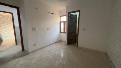 Bedroom Image of 950 Sq.ft 3 BHK Builder Floor for sale in Mahavir Enclave New Delhi for Rs. 8500000