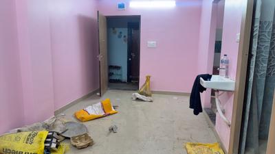 Living Room Image of 680 Sq.ft 2 BHK Builder Floor for rent in Picnic Garden Kolkata for Rs. 15000