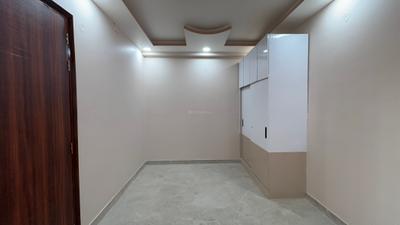Bedroom Image of 680 Sq.ft 2 BHK Apartment / Flat for sale in Sector 4 Rohini New Delhi for Rs. 5000000