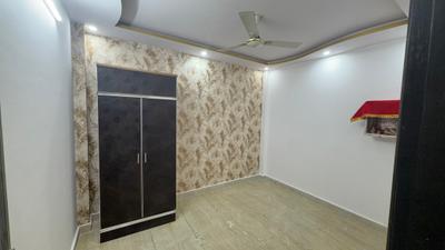 Bedroom Image of 550 Sq.ft 2 BHK Builder Floor for sale in Govindpuri New Delhi for Rs. 4500000