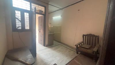 Living Room Image of 375 Sq.ft 1 BHK Builder Floor for rent in Sector 8 Rohini New Delhi for Rs. 13000