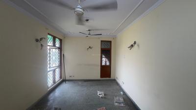 Living Room Image of 1800 Sq.ft 3 BHK Apartment / Flat for rent in CGHS Rashtrapati BCA Apartments, Sector 10 Dwarka New Delhi for Rs. 45000