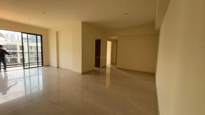 Living Room Image of 1350 Sq.ft 3 BHK Apartment / Flat for rent in Lodha Sterling, Thane West Thane for Rs. 75000