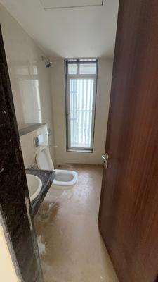 Image of 950 Sq.ft 2 BHK Apartment / Flat for sale in Sheth Montana, Mulund West, Mumbai for Rs. 21000000