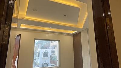 Bedroom Image of 1100 Sq.ft 3 BHK Builder Floor for sale in Sector 3 Rohini New Delhi for Rs. 18500000