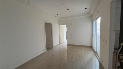 Living Room Image of 1075 Sq.ft 2 BHK Apartment / Flat for rent in Gaur City 7th Avenue, Noida Extension Greater Noida for Rs. 20400