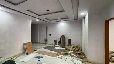Living Room Image of 1040 Sq.ft 3 BHK Apartment / Flat for sale in Sector 5 Rohini New Delhi for Rs. 6700000