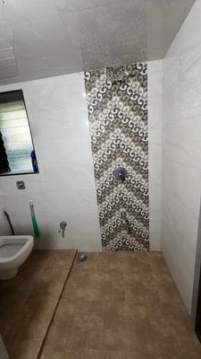 Bathroom Image of 550 Sq.ft 1 BHK Apartment / Flat for rent in Malad West Mumbai for Rs. 38000