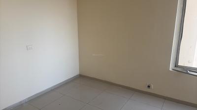 Bedroom Image of 900 Sq.ft 2 BHK Apartment / Flat for rent in Wave Dream Homes, Wave City Ghaziabad for Rs. 18000