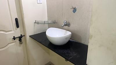 Bathroom Image of 600 Sq.ft 1 BHK Apartment / Flat for rent in Diamond Group Pune Vishal Paradise, Ravet Pune for Rs. 20000