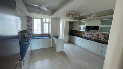 Kitchen Image of 2750 Sq.ft 4 BHK Apartment / Flat for sale in Corona Optus, Sector 37C Gurgaon for Rs. 33000000